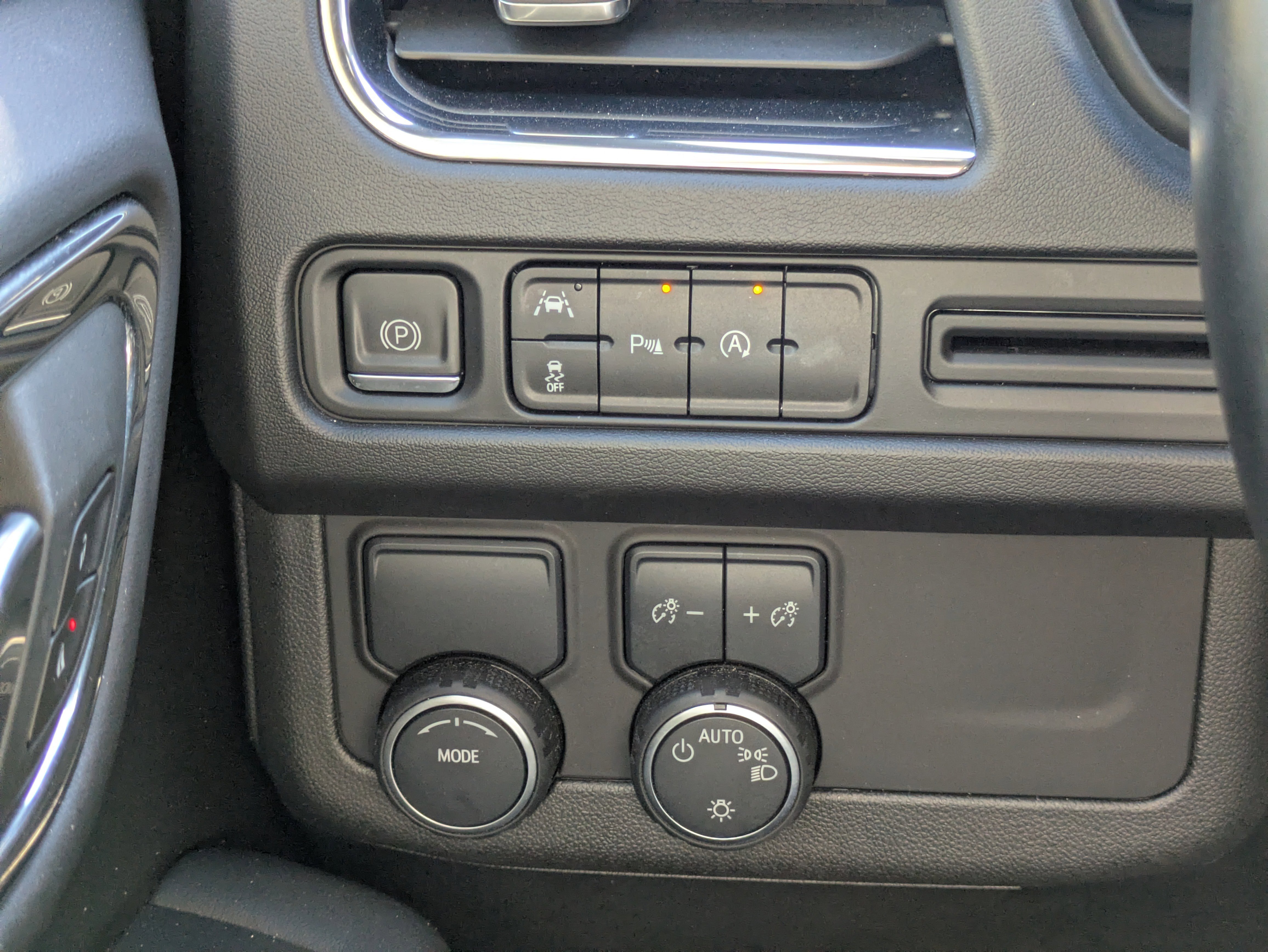 Used 2023 Chevrolet Tahoe LT image 17