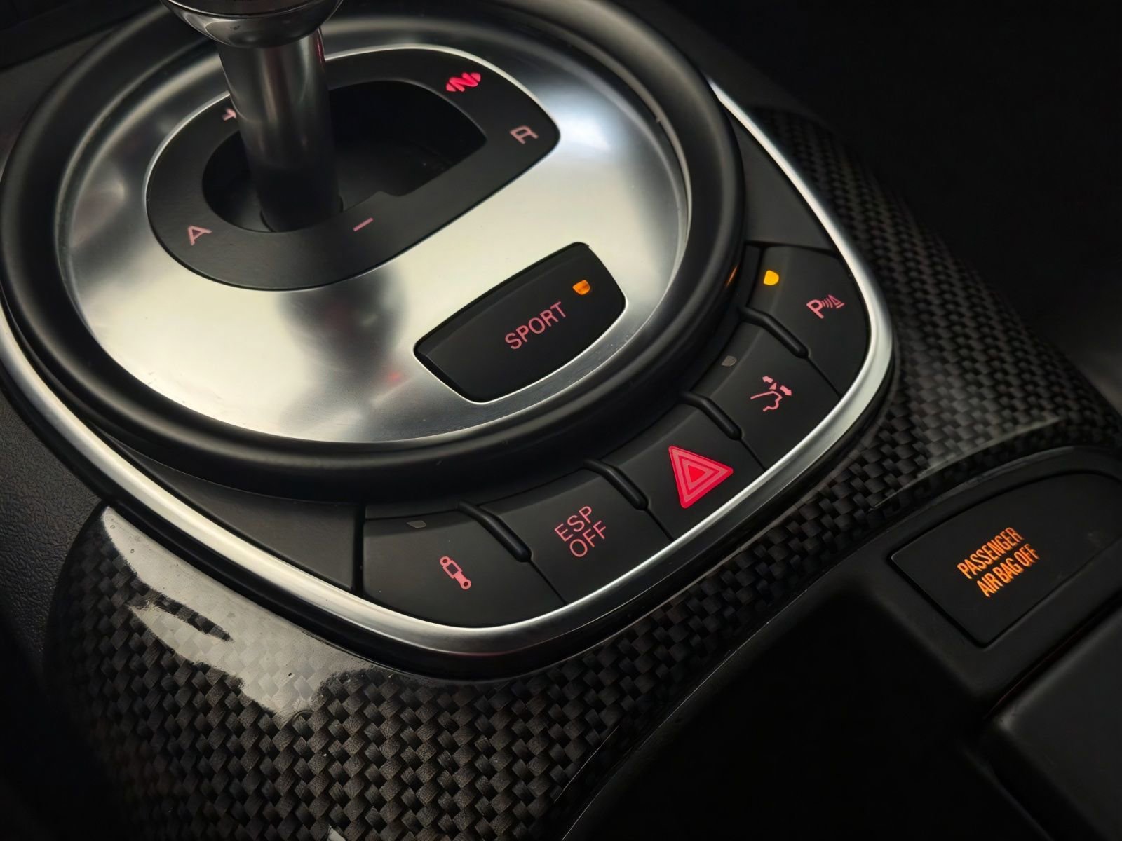 Used 2008 Audi R8 V8 image 23