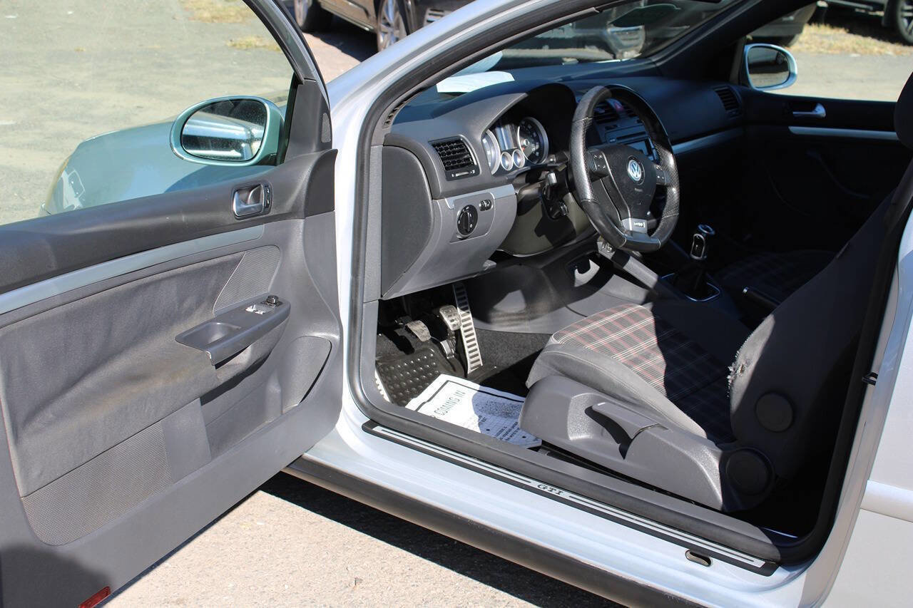 Used 2007 Volkswagen GTI 2-Door image 13