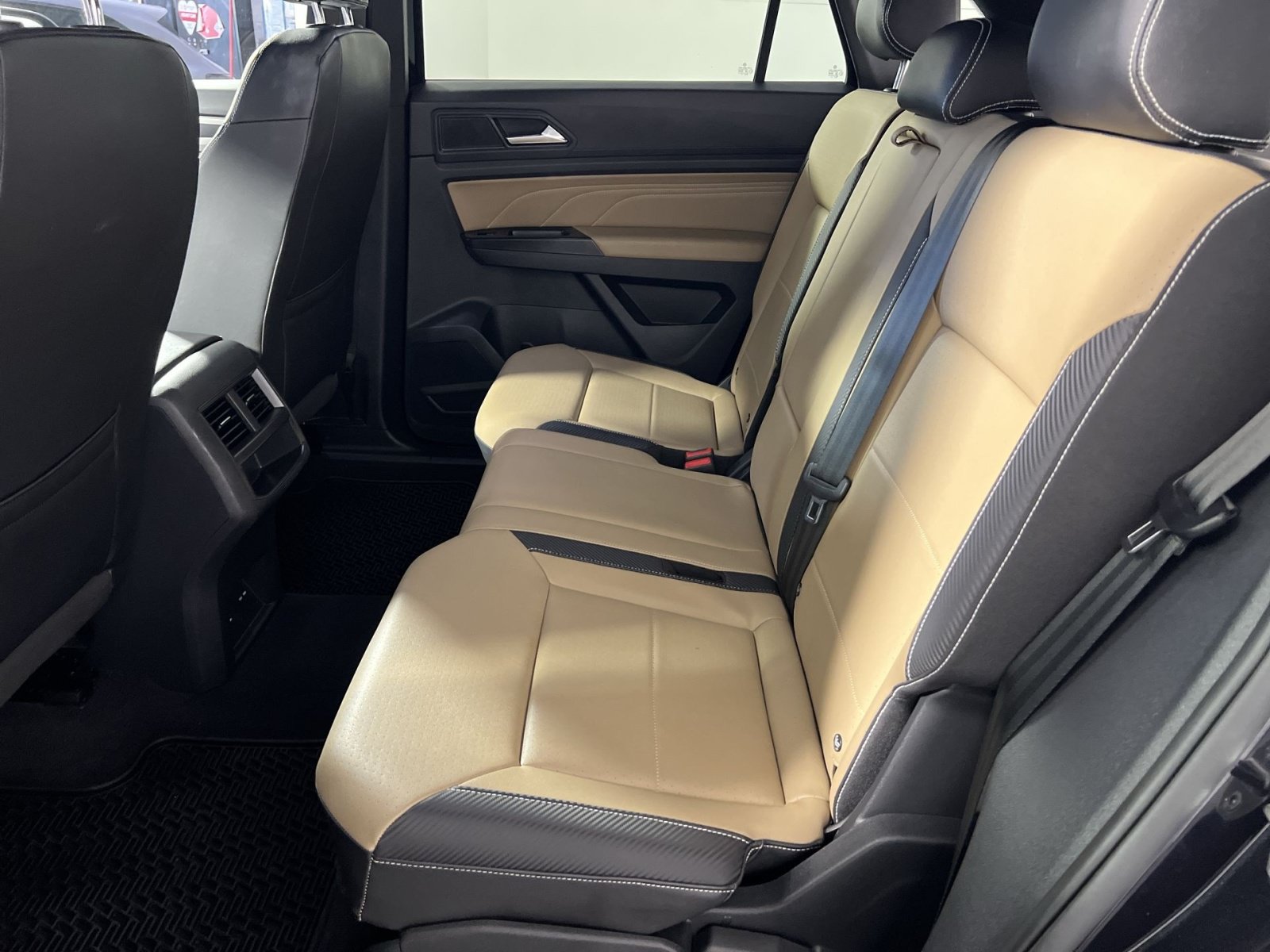 Used 2021 Volkswagen Atlas Cross Sport SEL AWD/4WD image 25