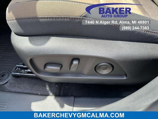 New 2026 Chevrolet Equinox ACTIV w/ Convenience Package III image 5