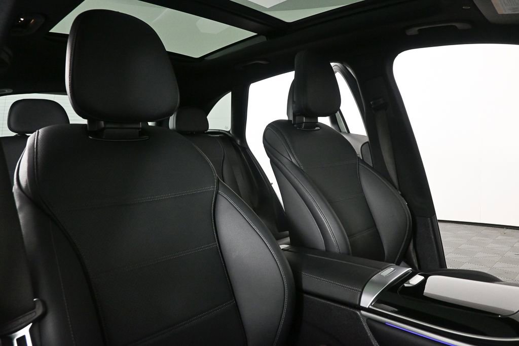 Certified 2025 Mercedes-Benz GLC 300 image 21