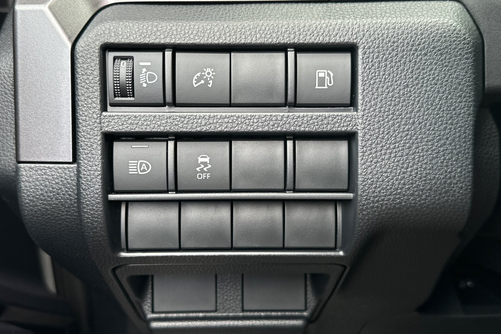 New 2026 Toyota 4Runner SR5 AWD/4WD image 25