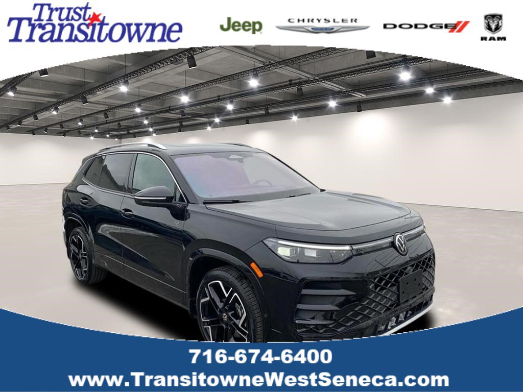 Used 2025 Volkswagen Tiguan SEL R-Line AWD/4WD image 1