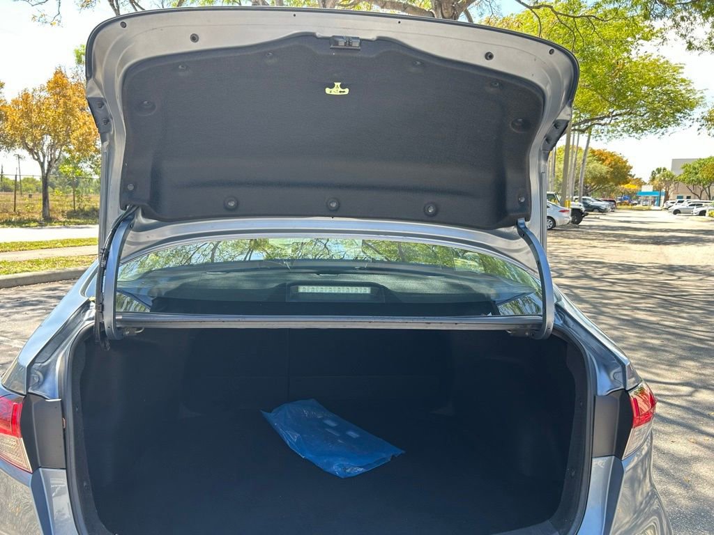Used 2024 Toyota Corolla LE image 38