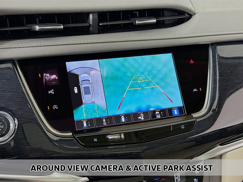 Used 2024 Cadillac XT6 Premium Luxury w/ Technology Package AWD/4WD image 7