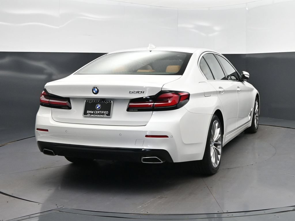 Certified 2023 BMW 530i w/ Convenience Package RWD image 7