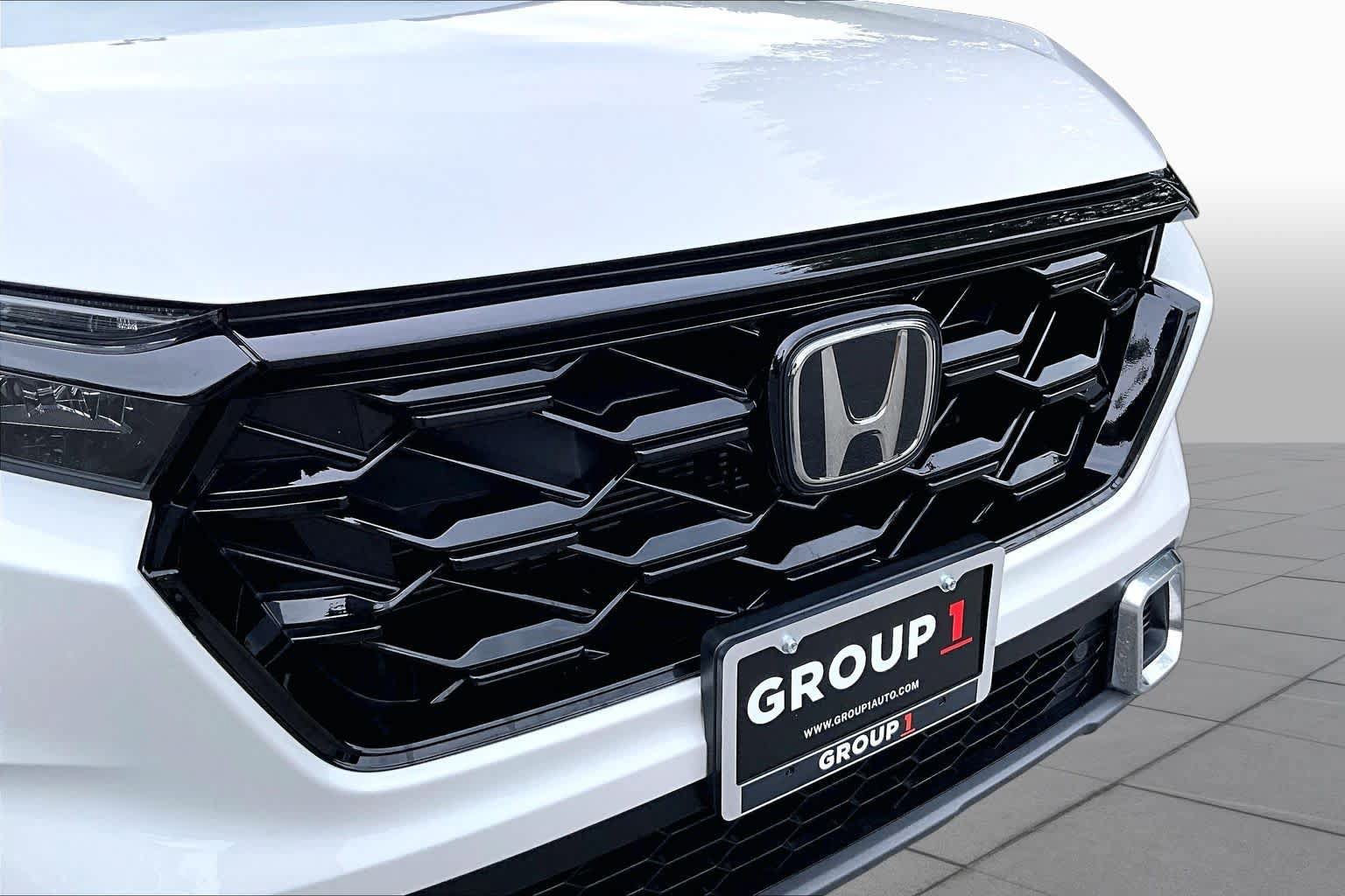 Used 2025 Honda CR-V Sport Touring image 30