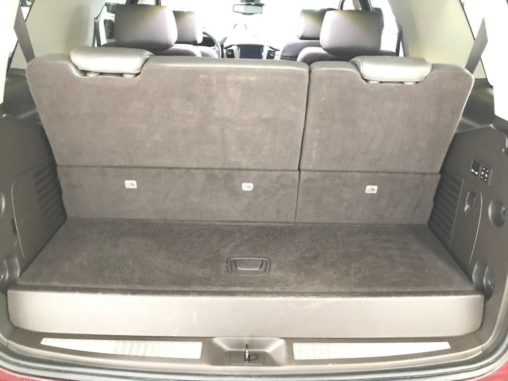 Used 2019 GMC Yukon Denali AWD/4WD image 5
