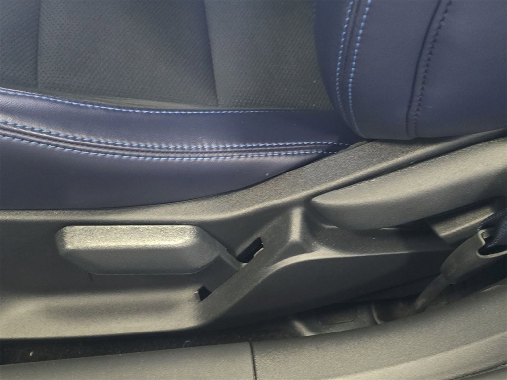 Used 2025 Ford Mustang Dark Horse image 18