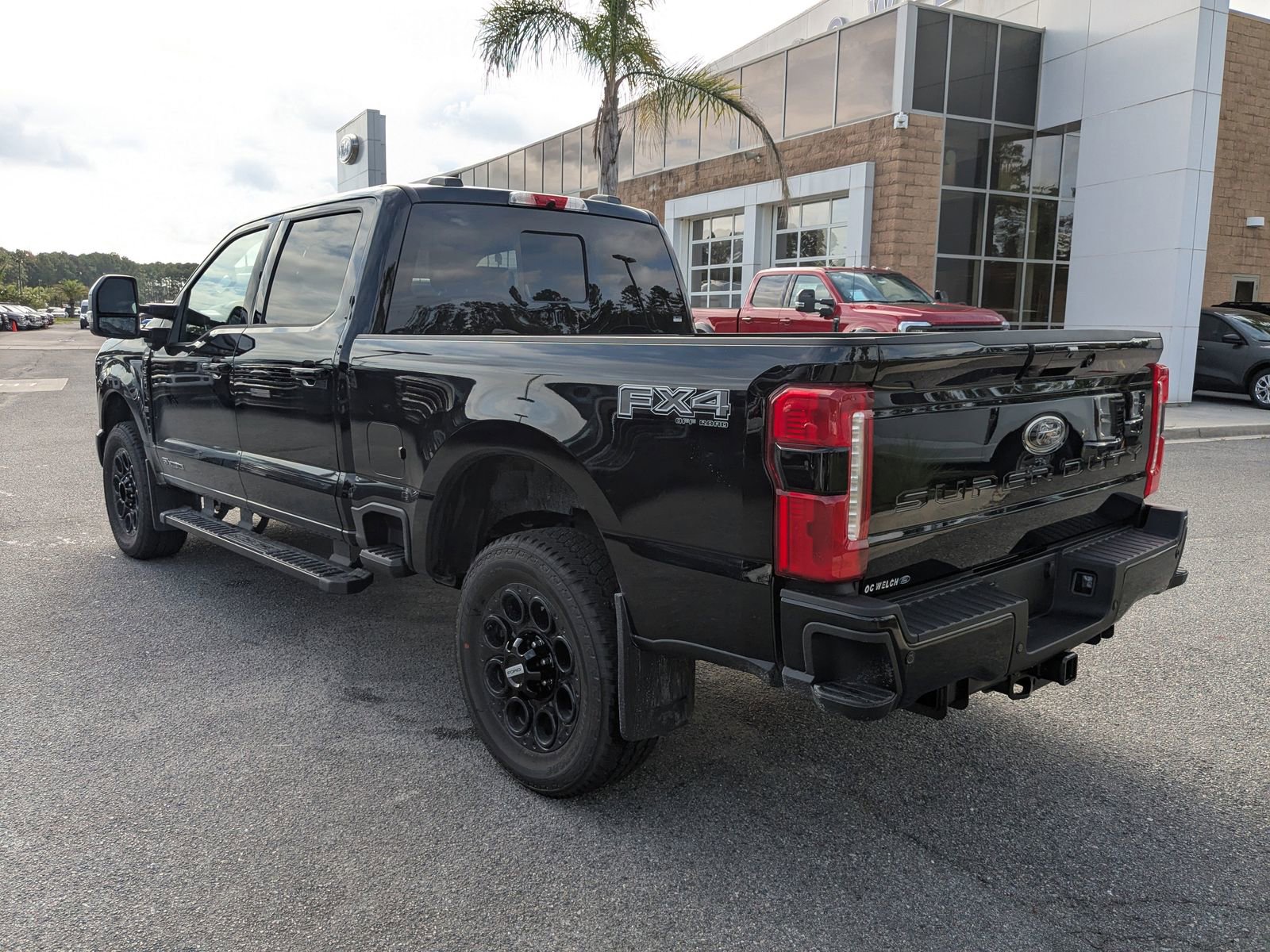 New 2025 Ford F350 Lariat w/ Lariat Ultimate Package image 6