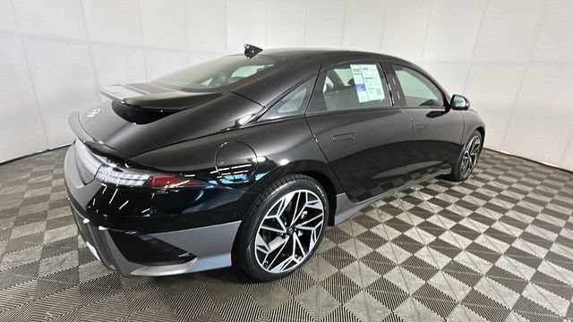 Used 2024 Hyundai Ioniq 6 Limited AWD/4WD image 2