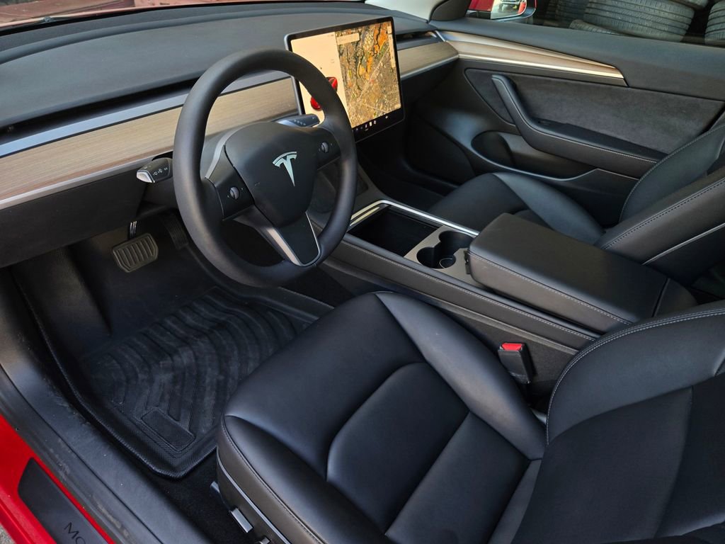 Used 2023 Tesla Model 3 Standard Range RWD image 10