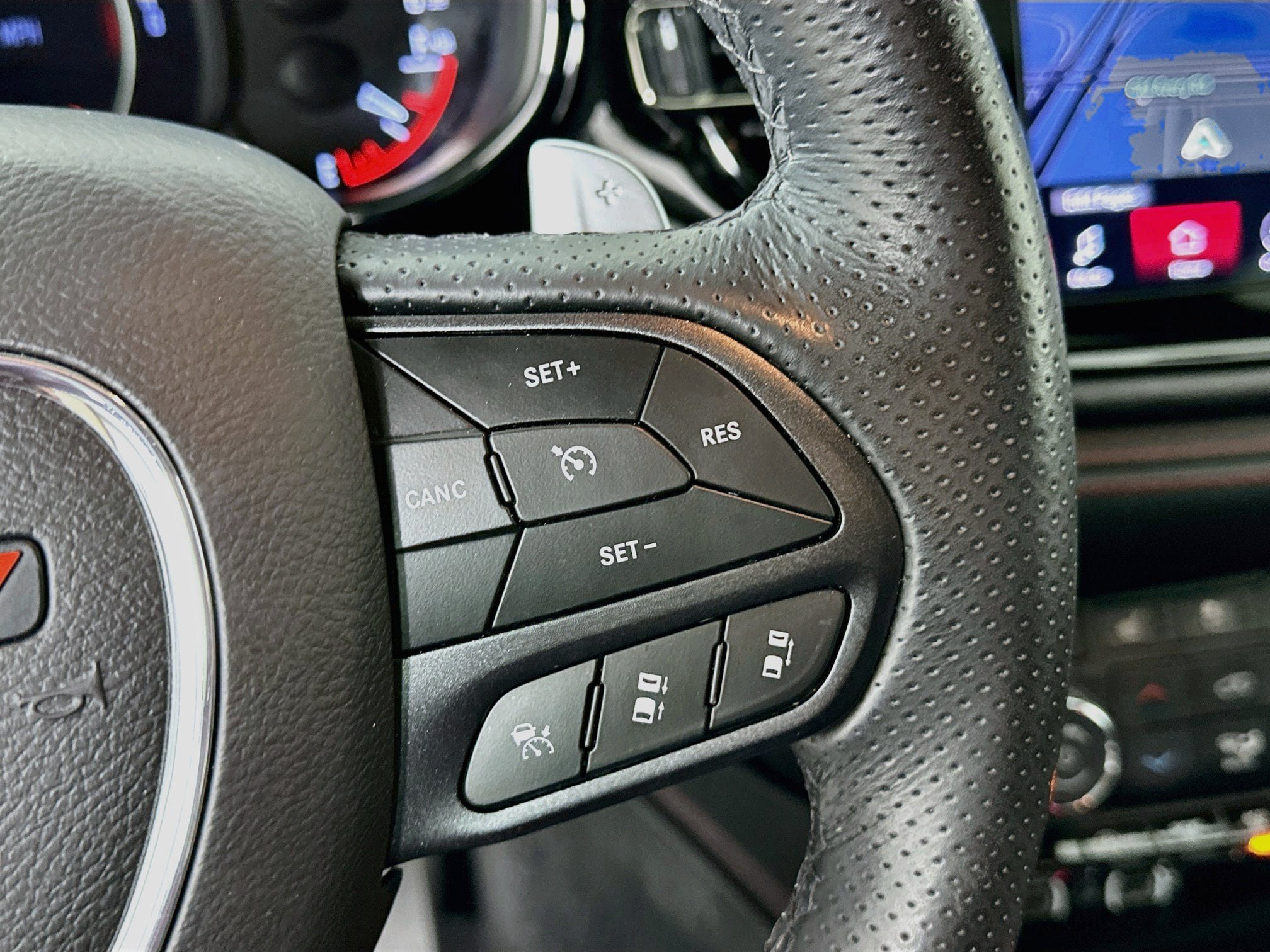 Used 2024 Dodge Durango GT AWD/4WD image 13