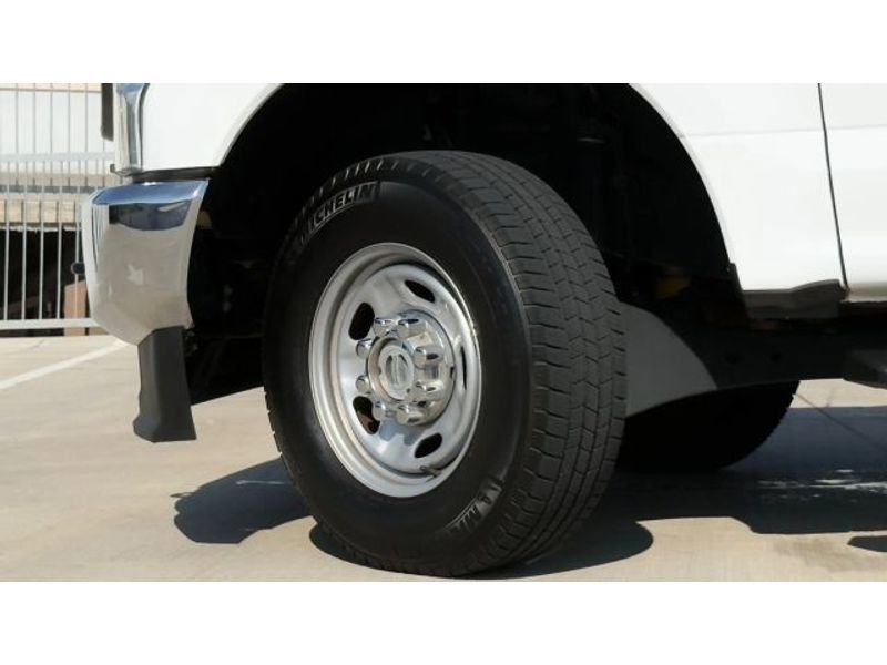 Used 2022 Ford F250 XL w/ Power Equipment Group image 49