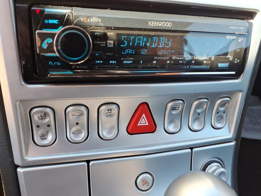 Used 2008 Chrysler Crossfire Limited image 12