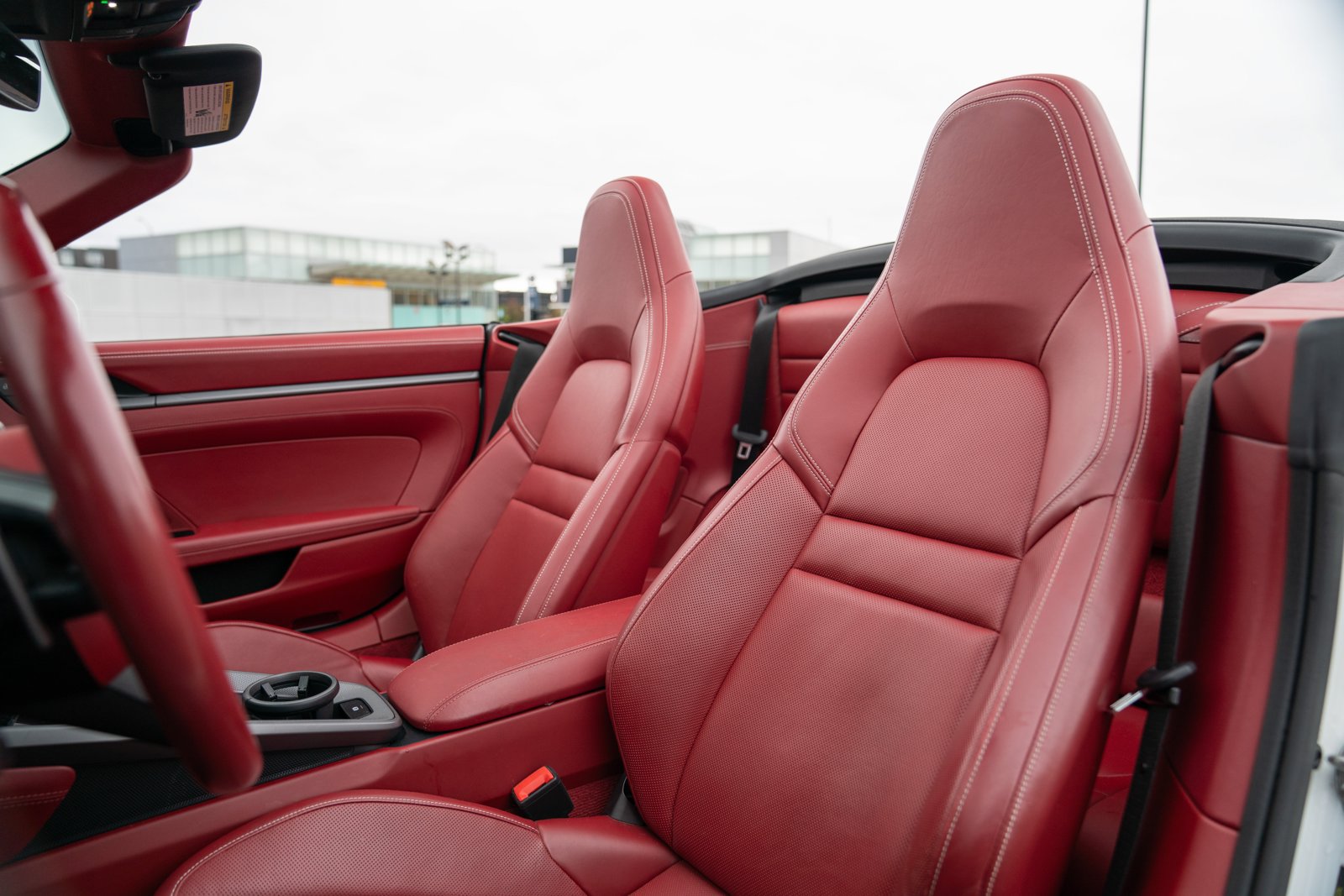Certified 2022 Porsche 911 Carrera 4S AWD/4WD image 5