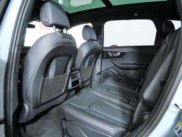 Used 2025 Audi Q7 2.0T Premium Plus AWD/4WD image 14