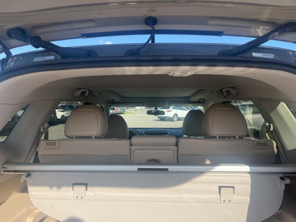 Used 2015 Nissan Rogue SL w/ SL Premium Package image 9