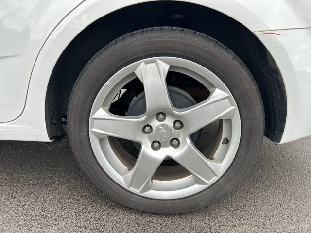 Used 2014 Chevrolet Sonic LTZ image 15