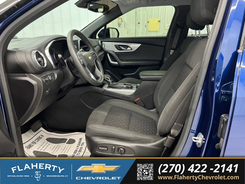Used 2022 Chevrolet Blazer LT FWD image 9