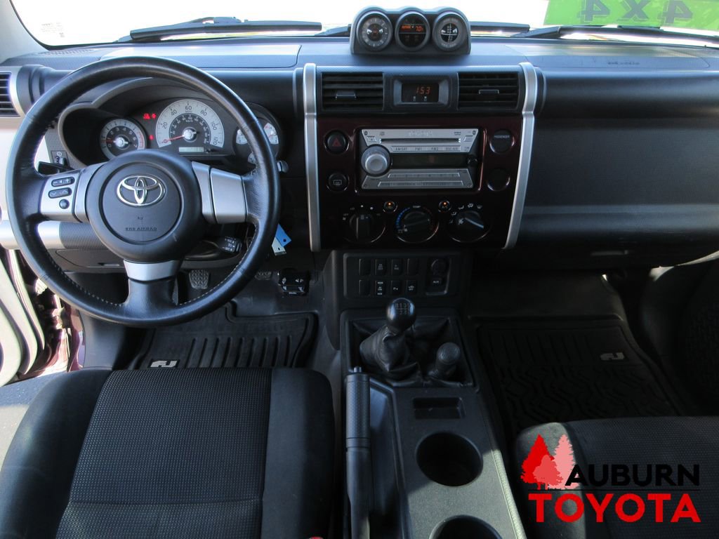 Used 2007 Toyota FJ Cruiser 4WD image 9
