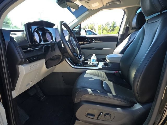 Used 2022 Kia Carnival EX FWD image 14