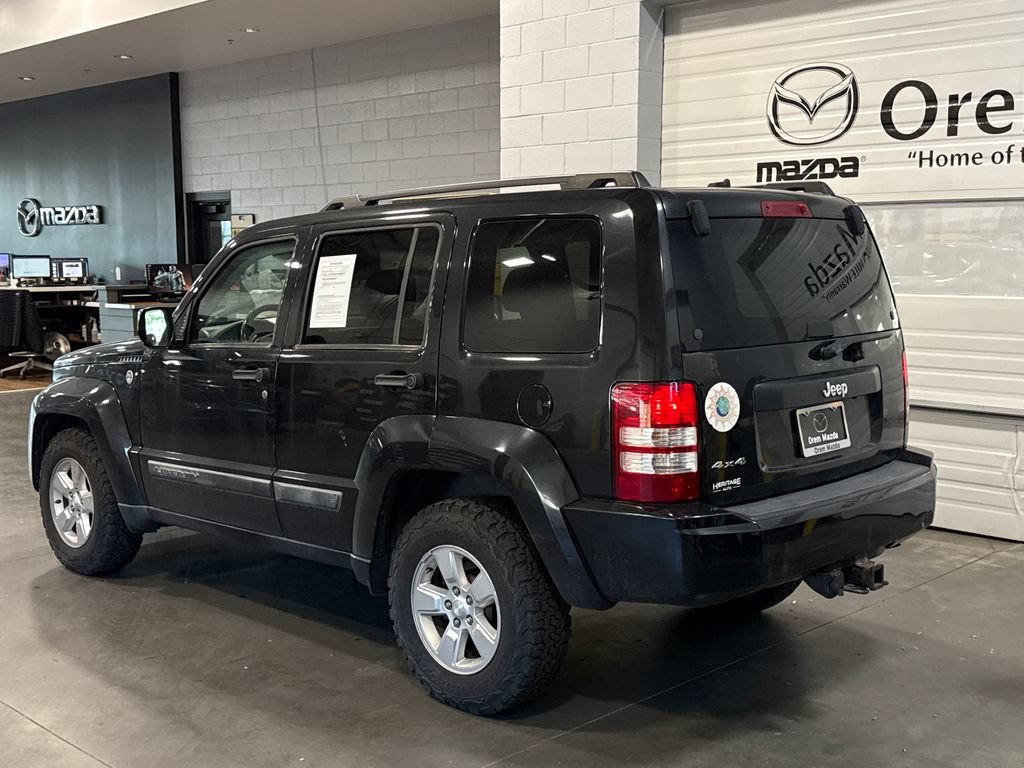 Used 2010 Jeep Liberty Sport w/ Popular Equipment Group AWD/4WD image 21
