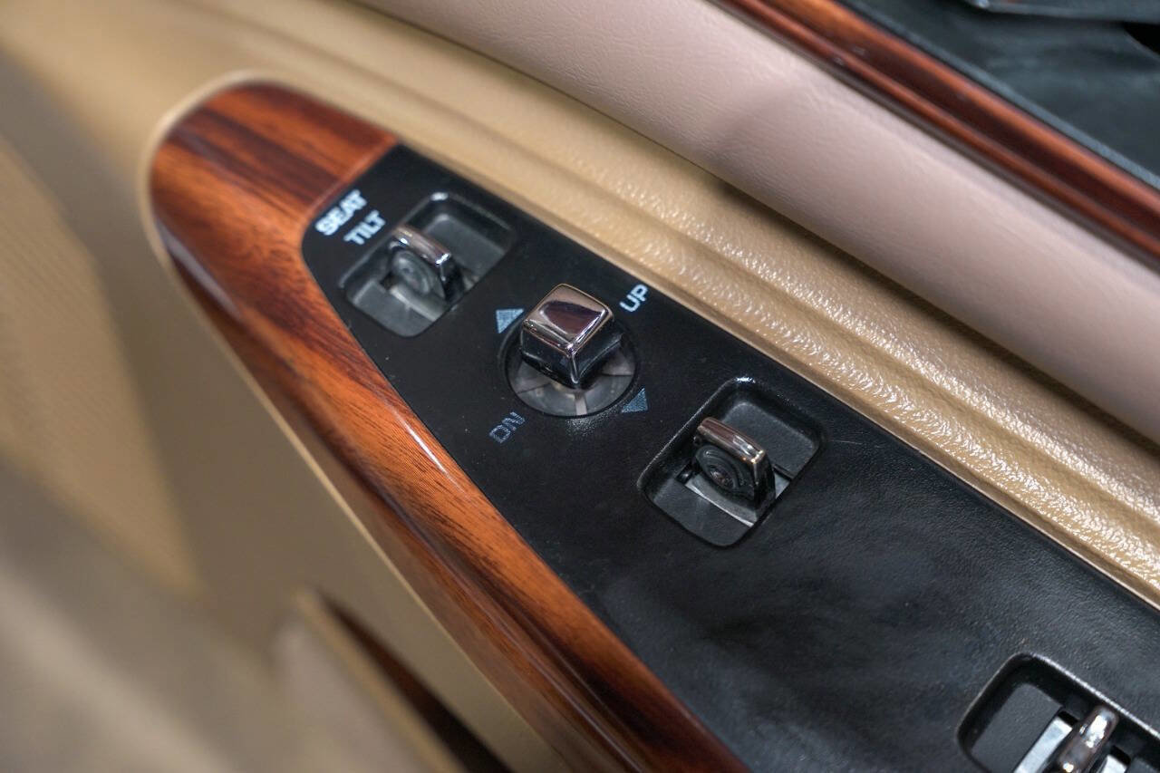 Used 1996 Chevrolet Impala SS image 40