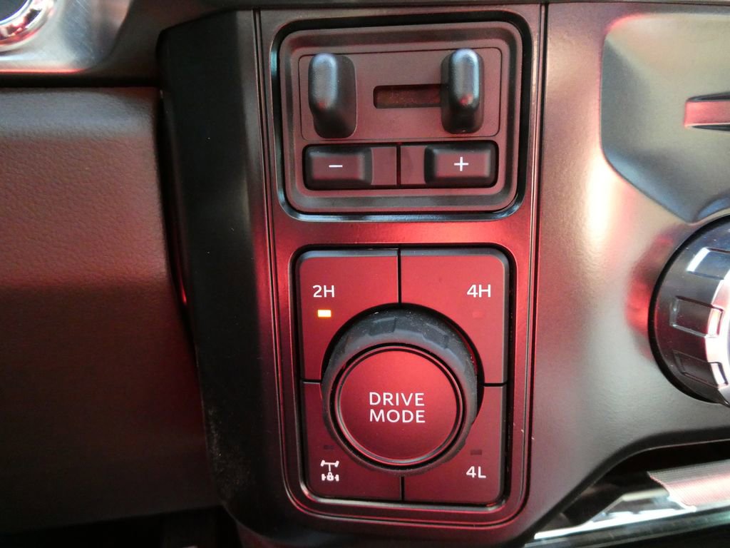 Used 2025 Ford F250 King Ranch AWD/4WD image 31