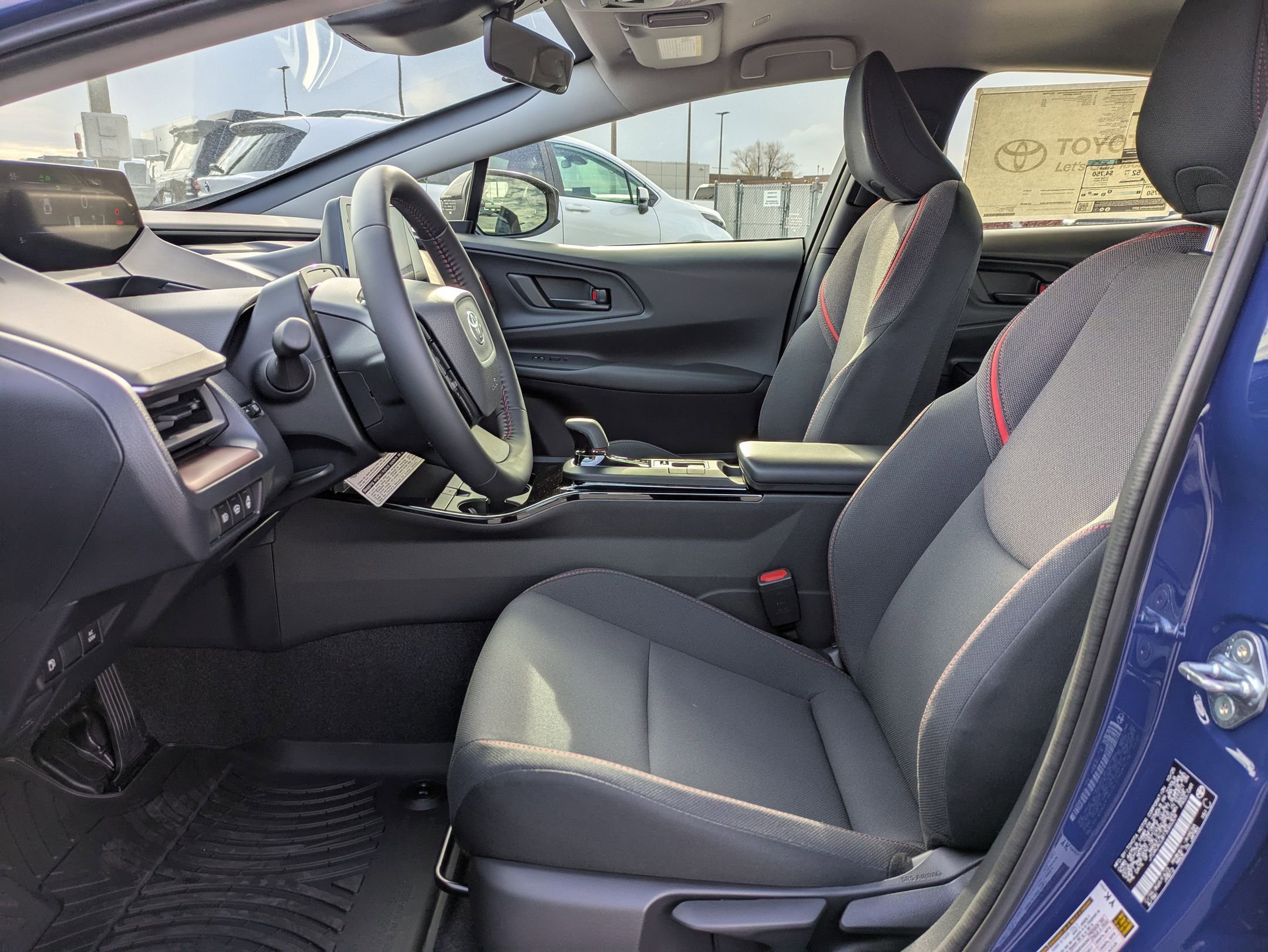 New 2026 Toyota Prius Plug-In Hybrid FWD image 11