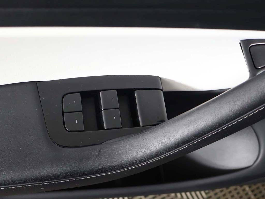 Used 2019 Tesla Model 3 Standard Range Plus RWD image 39