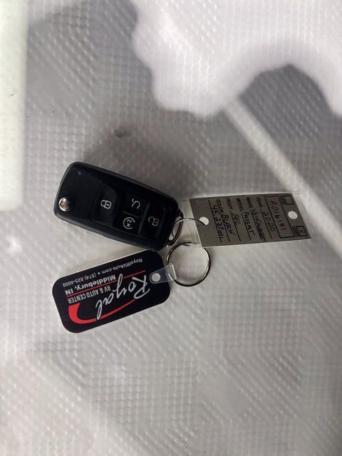 Used 2020 Volkswagen Passat 2.0T SEL image 32