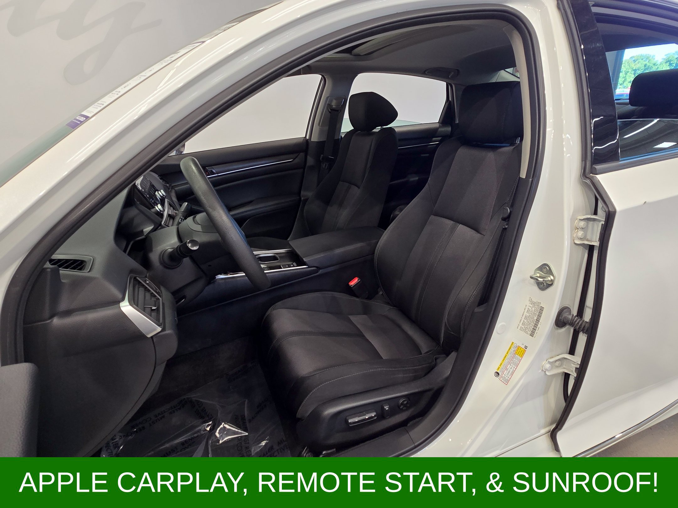 Used 2019 Honda Accord EX image 11