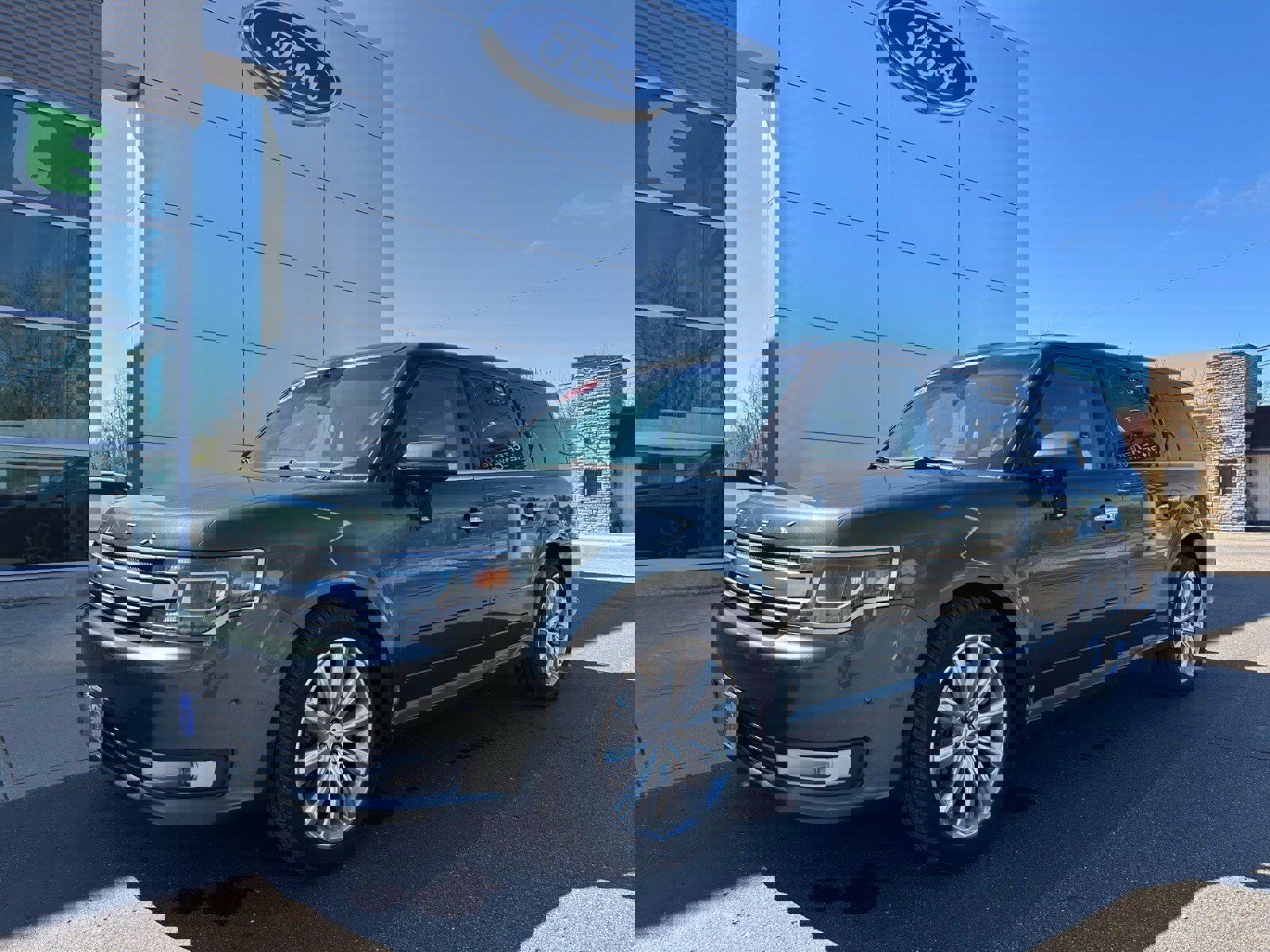 Used 2015 Ford Flex Limited w/ Equipment Group 303A AWD/4WD image 3