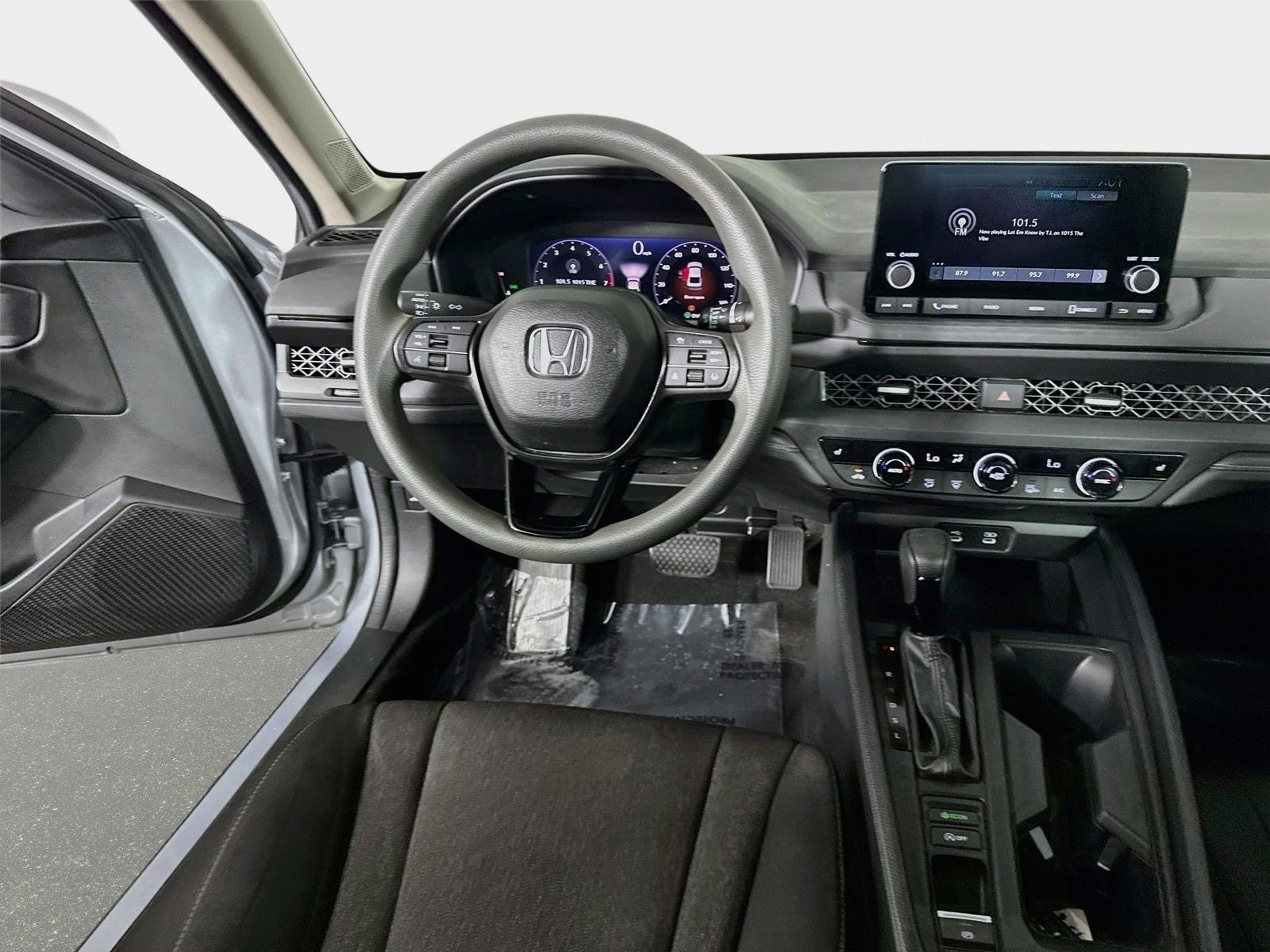 Used 2024 Honda Accord EX image 23