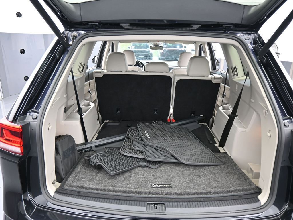 Used 2023 Volkswagen Atlas SEL R-Line image 45