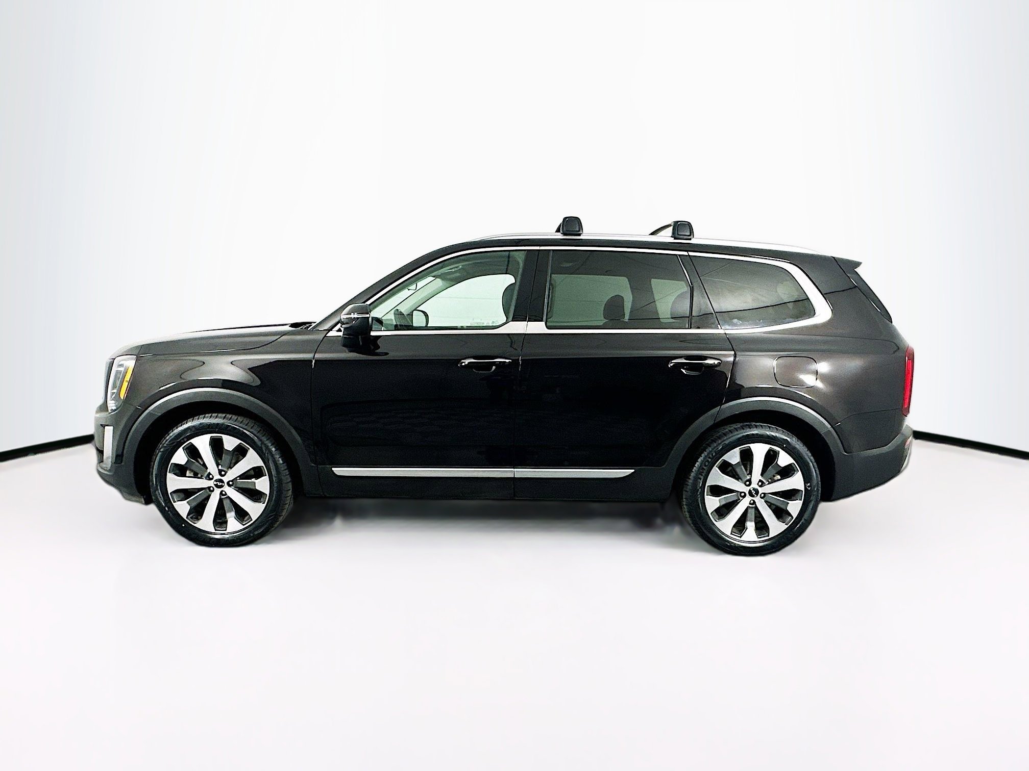 Used 2022 Kia Telluride S image 4