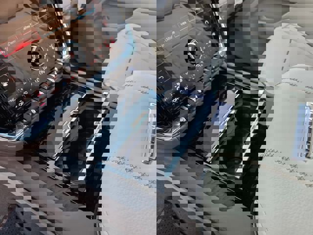 New 2026 GMC Yukon XL Denali w/ Sun & Power Step Package AWD/4WD image 23