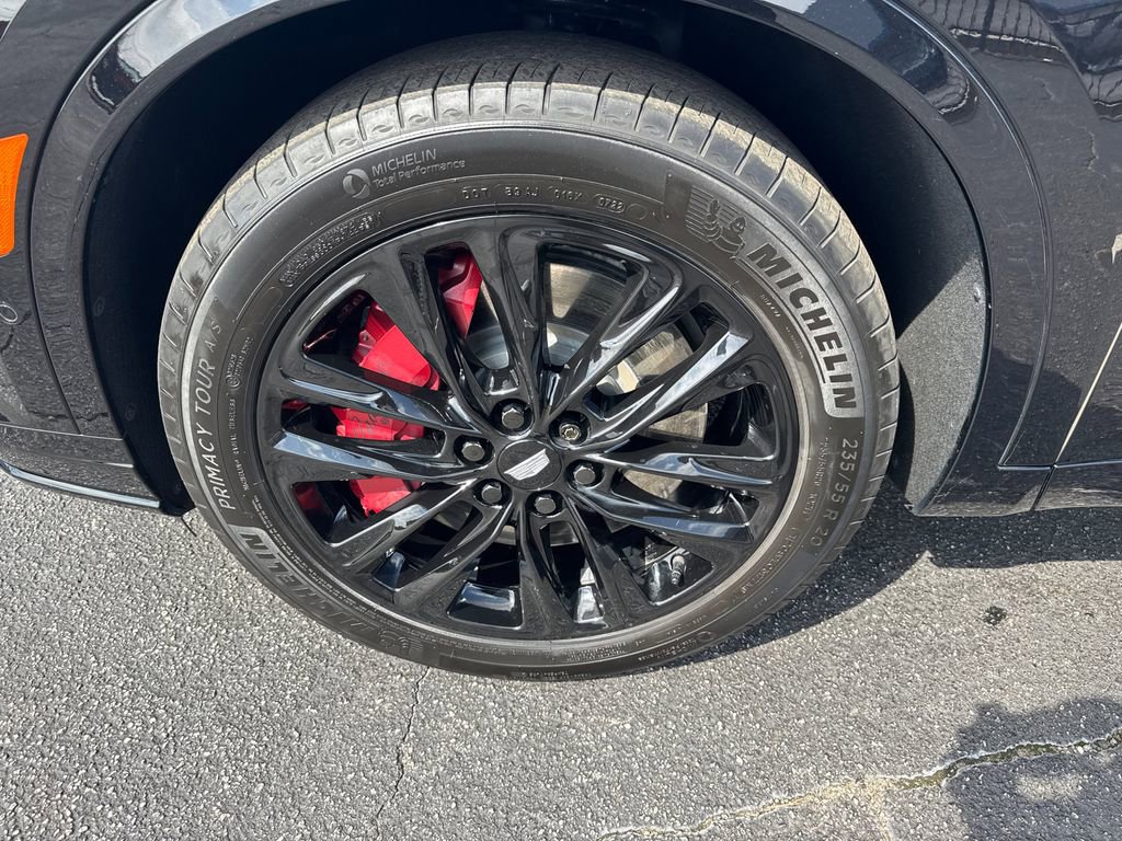 Used 2022 Cadillac XT6 Sport w/ Technology Package image 12