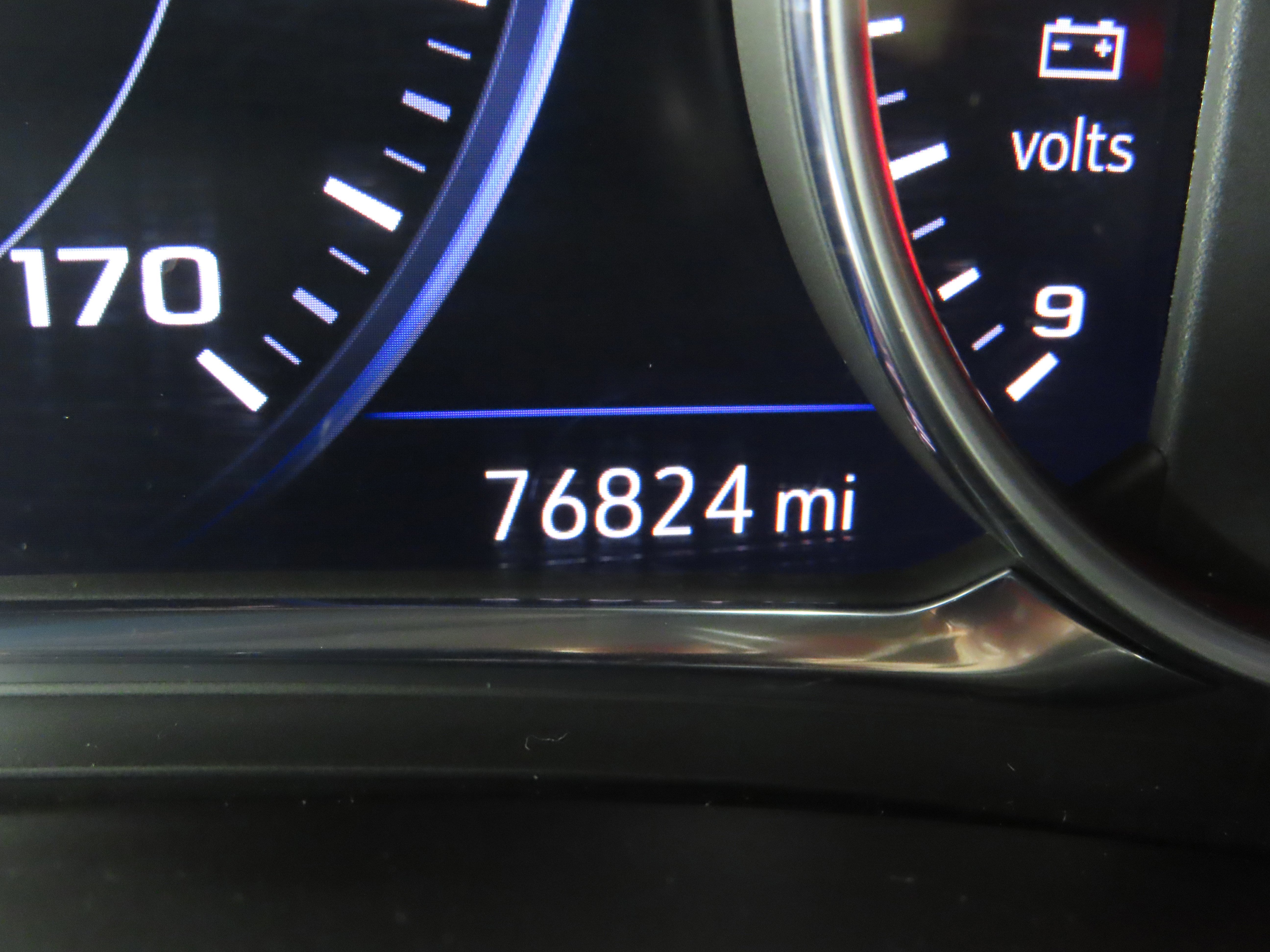 Used 2023 Chevrolet Traverse Premier AWD/4WD image 35
