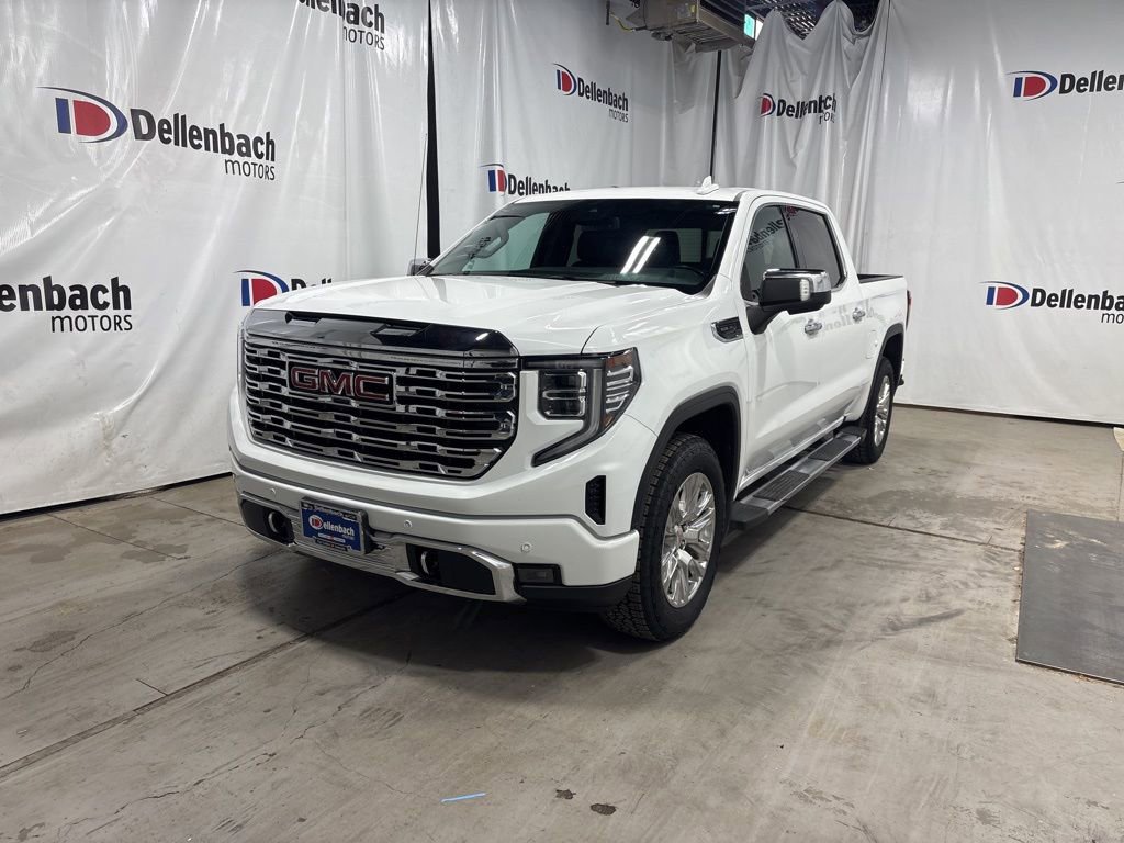 Used 2022 GMC Sierra 1500 Denali AWD/4WD image 1