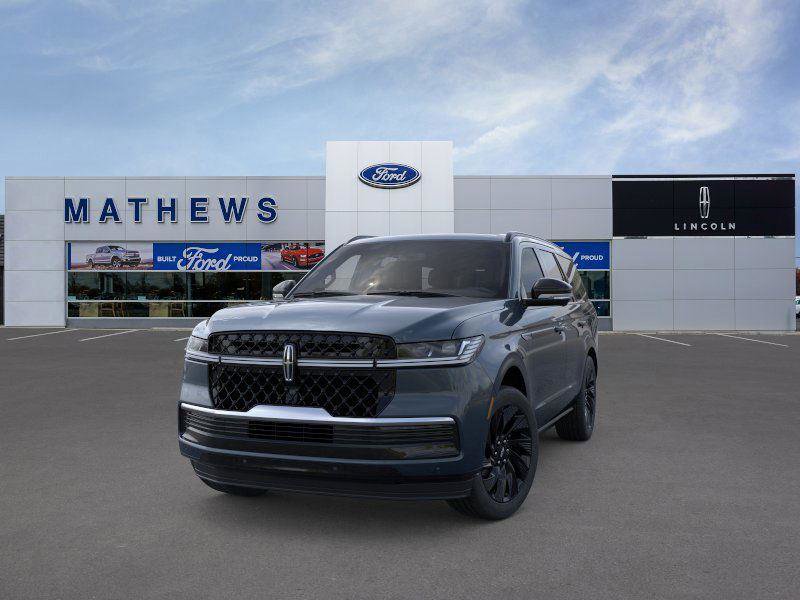 New 2025 Lincoln Navigator Reserve w/ Jet Appearance Package image 2