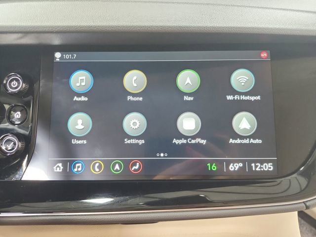 Used 2023 Buick Envision Avenir image 32