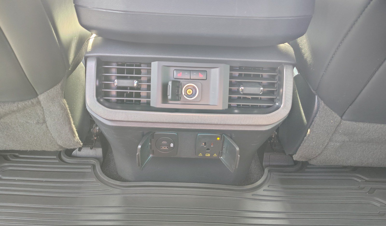 Used 2023 Ford F150 Platinum w/ Equipment Group 701A High AWD/4WD image 21
