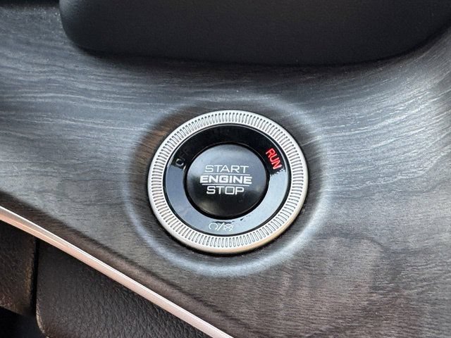 Used 2024 Jeep Grand Cherokee Limited 4xe AWD/4WD image 25