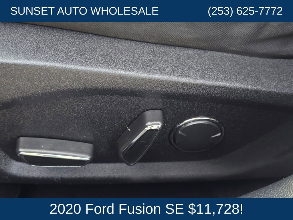 Used 2020 Ford Fusion SE FWD image 28