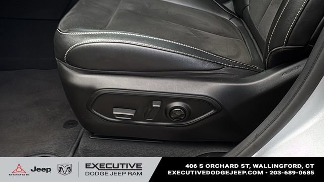 Used 2023 Jeep Grand Cherokee L Laredo AWD/4WD image 10
