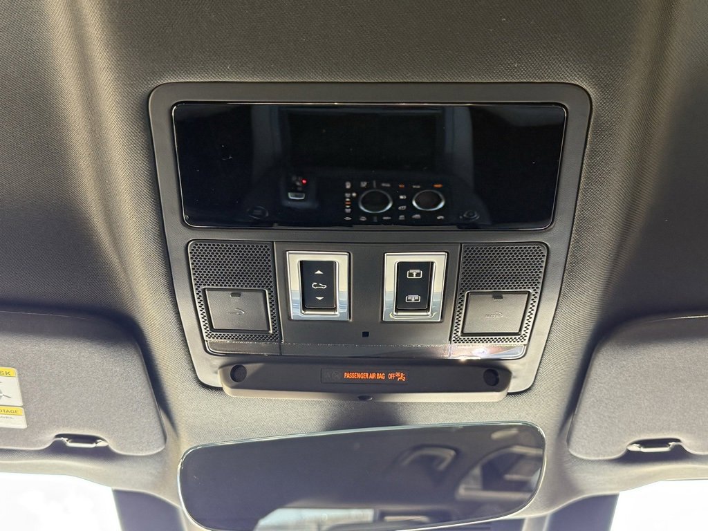 New 2026 Land Rover Defender 110 S image 27