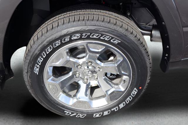 New 2026 RAM 1500 4x4 Crew Cab image 11